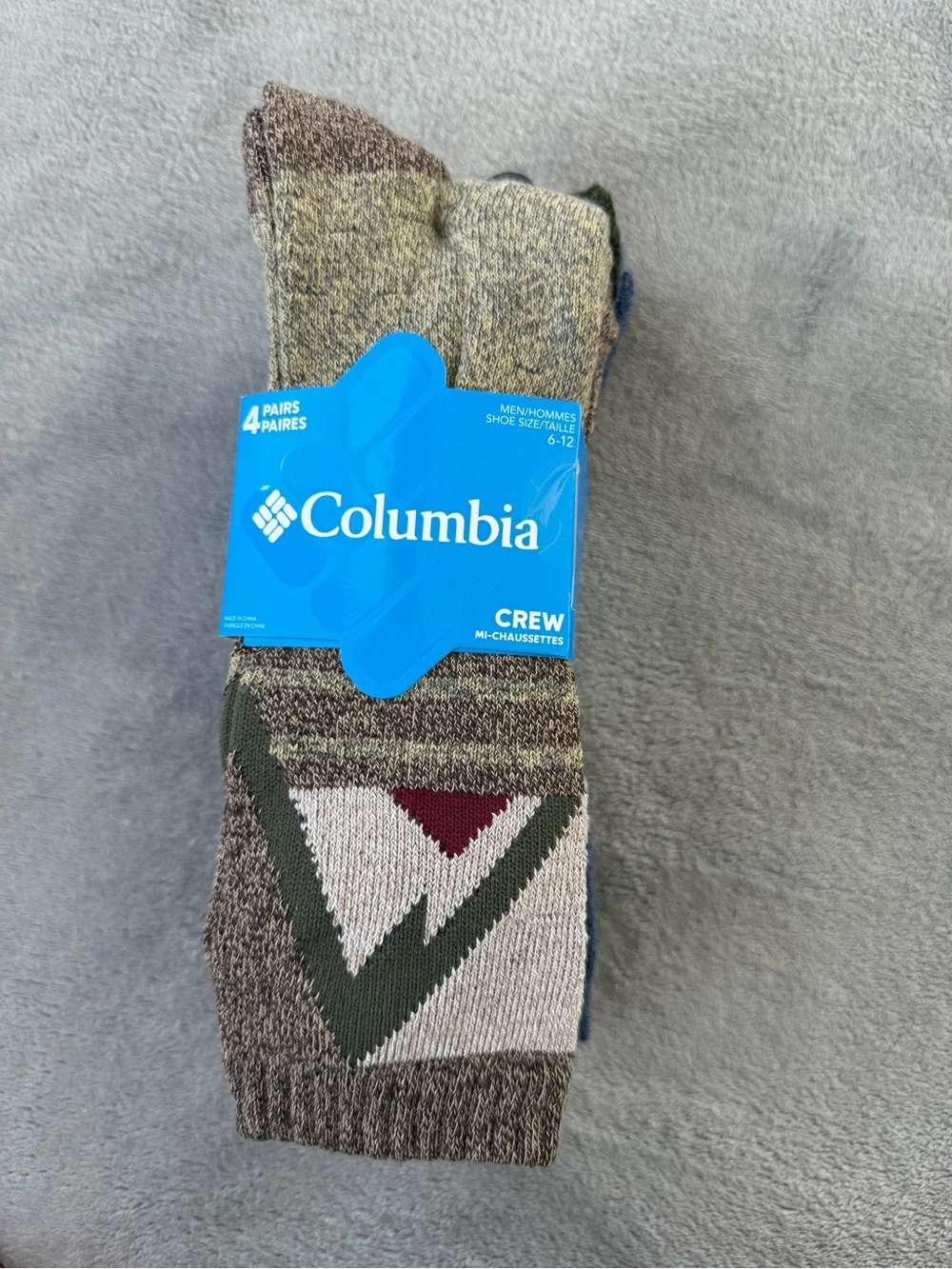 (4 Pairs) Columbia Men's Navy and White Patterned Crew Socks
